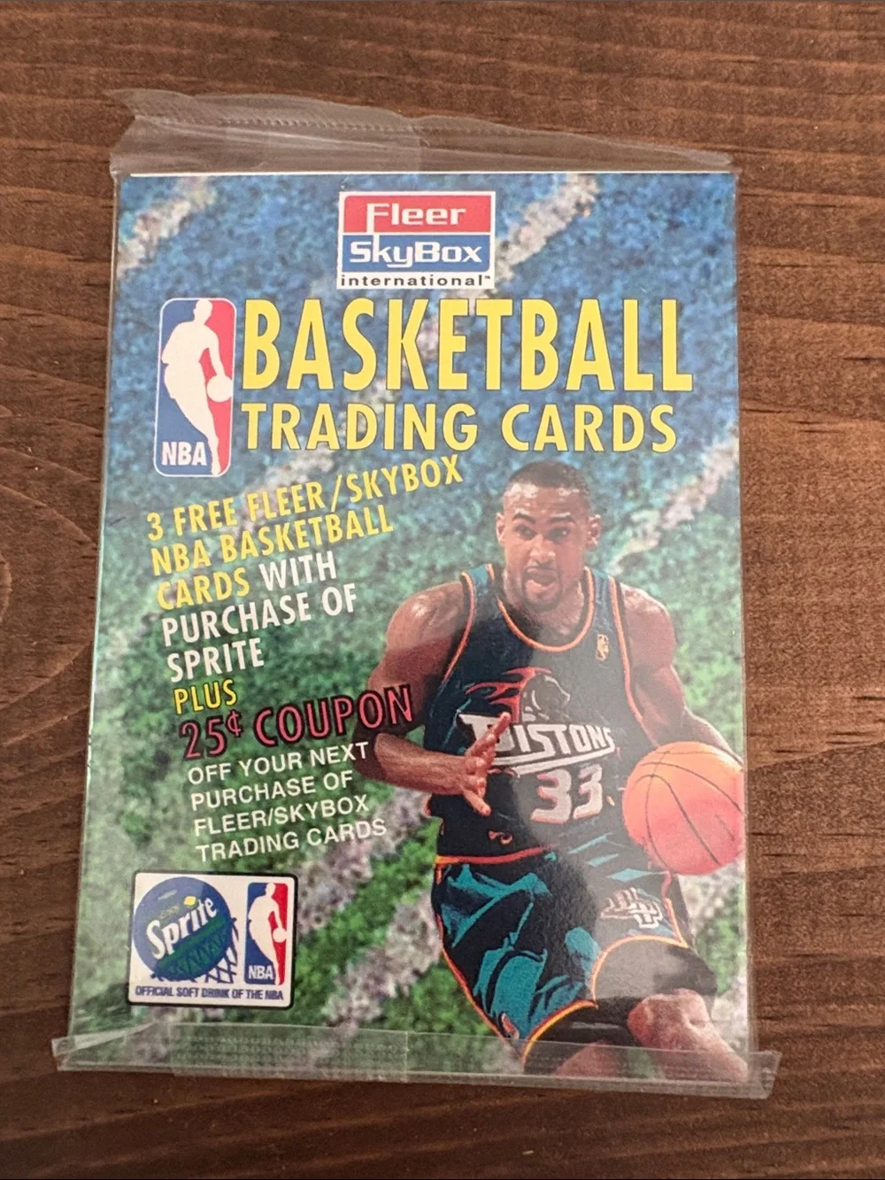 1997 Fleer Skybox KOBE BRYANT ROOKIE card Los Angeles Lakers VERY RARE